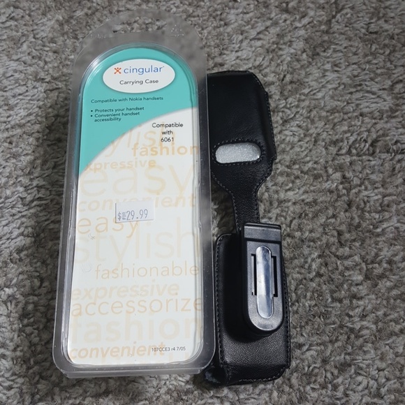 Headset Case - Picture 3 of 3